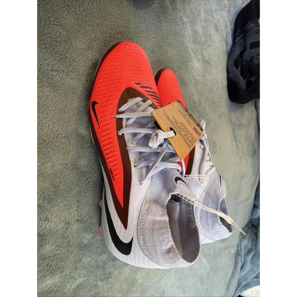 Nike Soccer Cleats HQ2278-400 Red Lilac Low Top Lace Up New w/ Tags Size 6.5